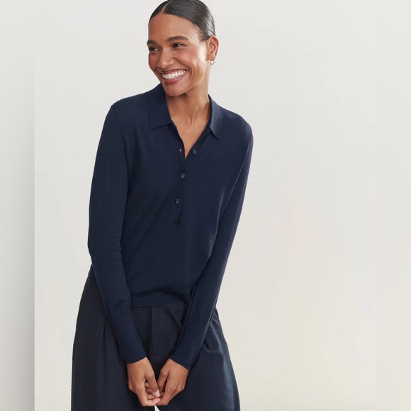 Jenni Kayne ‘Grayson’ Merino Wool Pullover in Dark Navy - Picture 2 of 12